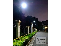 What are the types of solar street lamps in new rural areas?